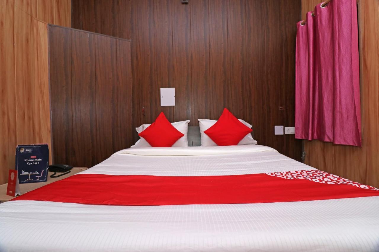 Hotel Oyo 27750 Bhagwati Residency Mirzāpur Exterior foto