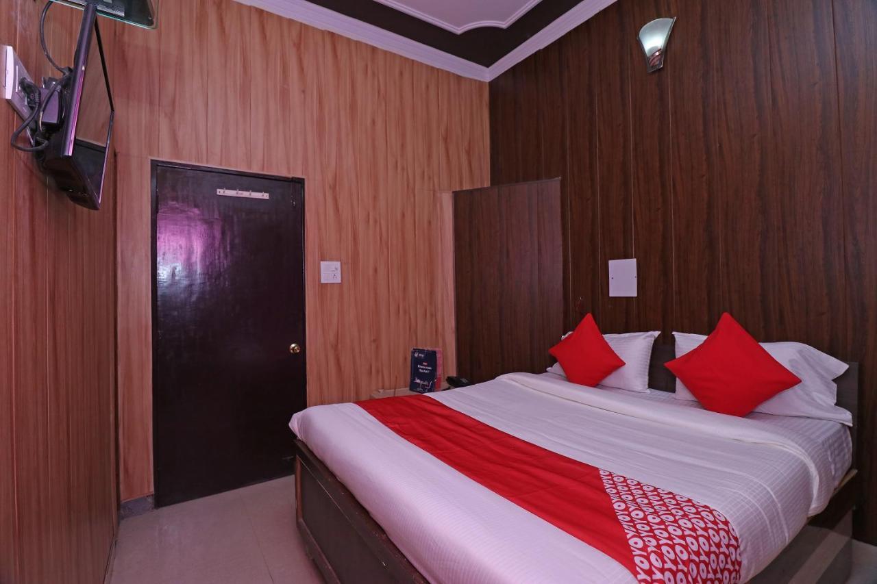 Hotel Oyo 27750 Bhagwati Residency Mirzāpur Exterior foto