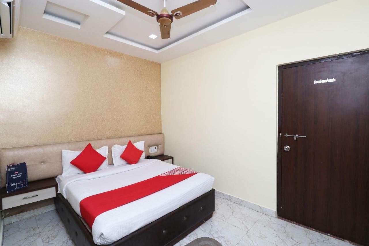 Hotel Oyo 27750 Bhagwati Residency Mirzāpur Exterior foto